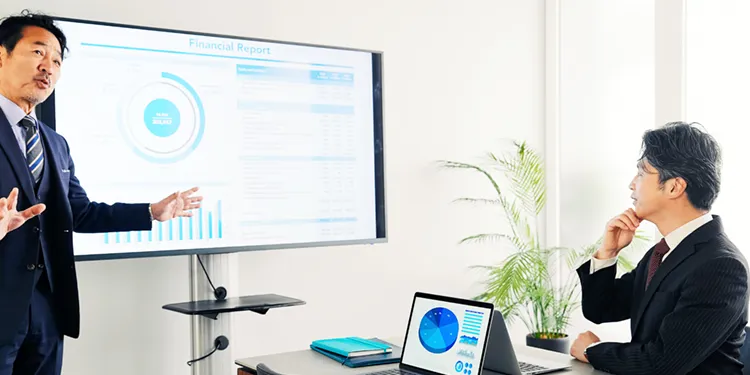 業績報告のイメージ
