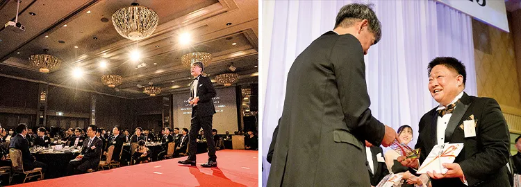 「Standard Award」では有田社長による方針発表（左）と優秀社員の表彰（右）等が行われる