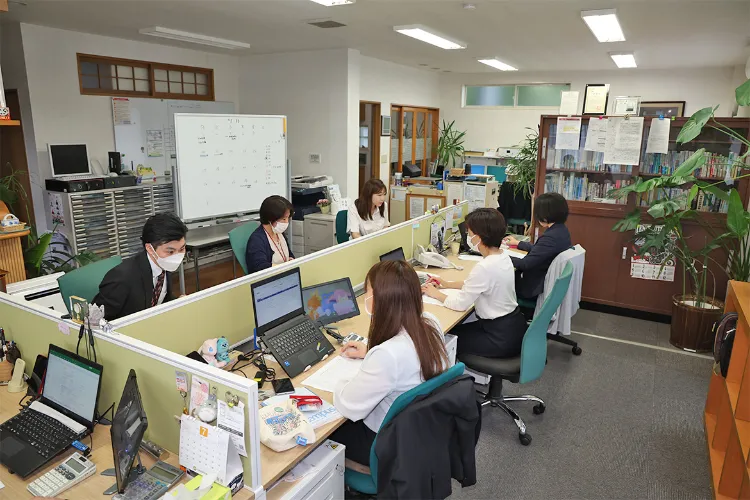 信頼と実績から生まれる最適なサポート